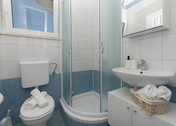 Апартаменти Marina Sea&city View Макарська