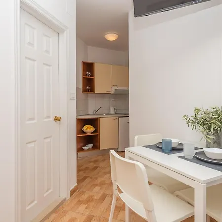 Marina Sea&city View דירה *