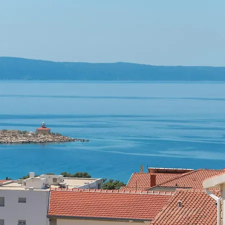 Marina Sea&city View * מאקרסקה