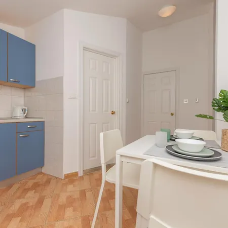 דירה Marina Sea&city View מאקרסקה