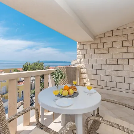 Marina Sea&city View Апартаменты