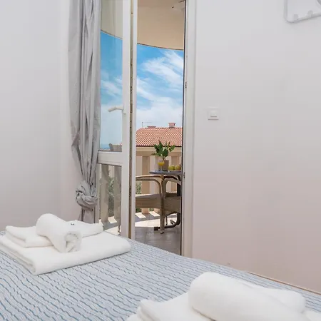 Marina Sea&city View * מאקרסקה