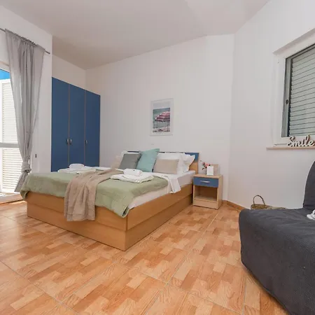 Marina Sea&city View מאקרסקה